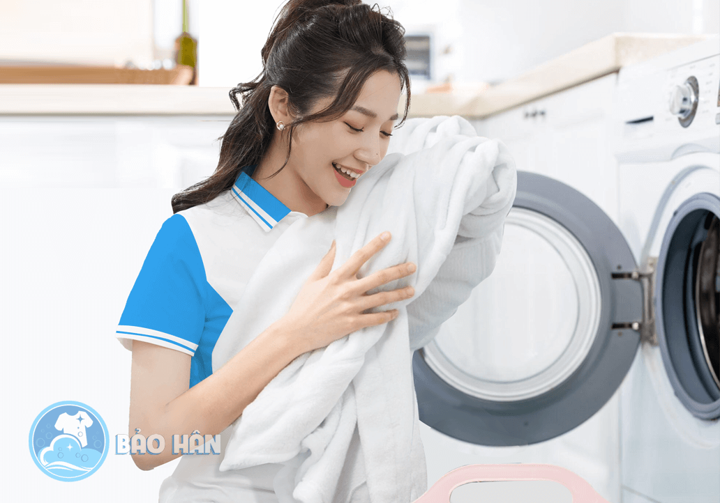 Tuyển dụng tháng 5/2025